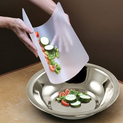 2 Pieces Frosted Flexible Plastic Cutting Board Mat
